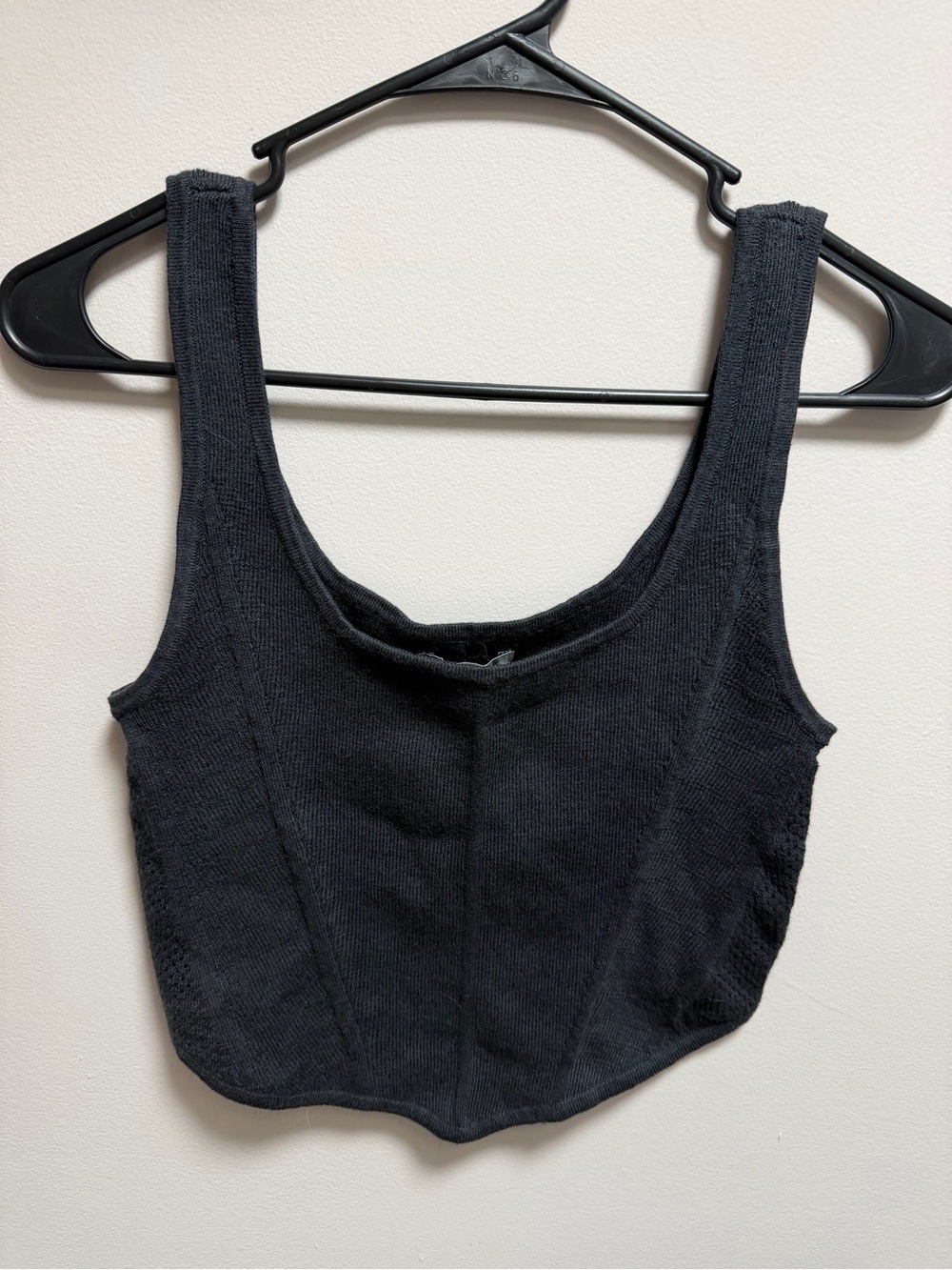 American Eagle Outfitters Black Ribbed Cropped Tank
